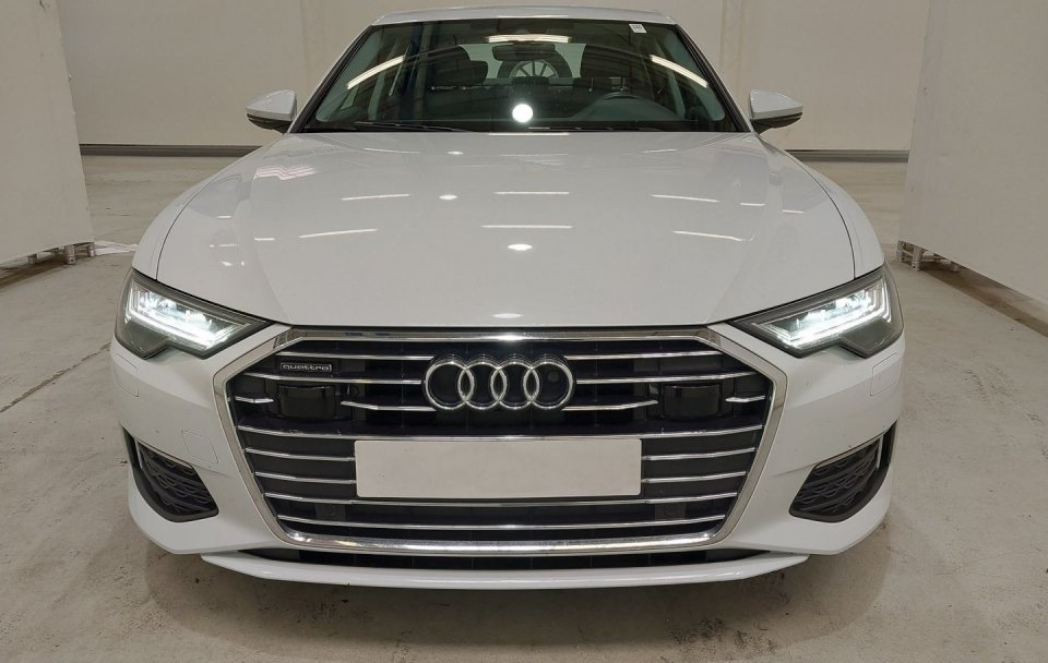 Audi A6 2.0TDI Mild-Hybrid Quattro S-Tronic "design"