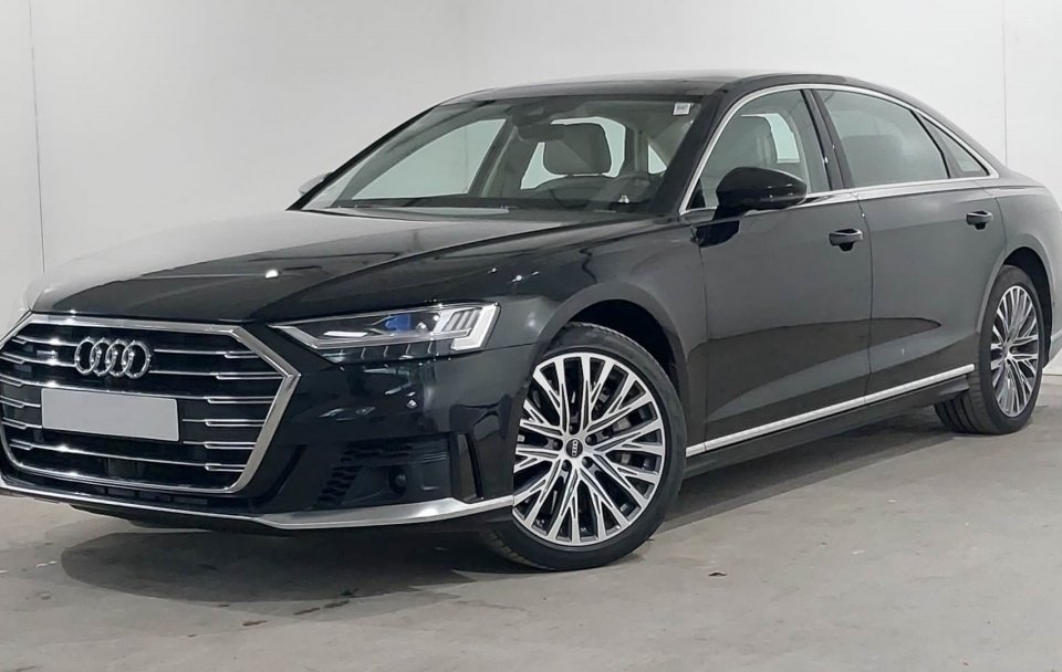 Audi A8 LONG 60TFSI 4.0 V8 Mild Hybrid Quattro Tiptronic