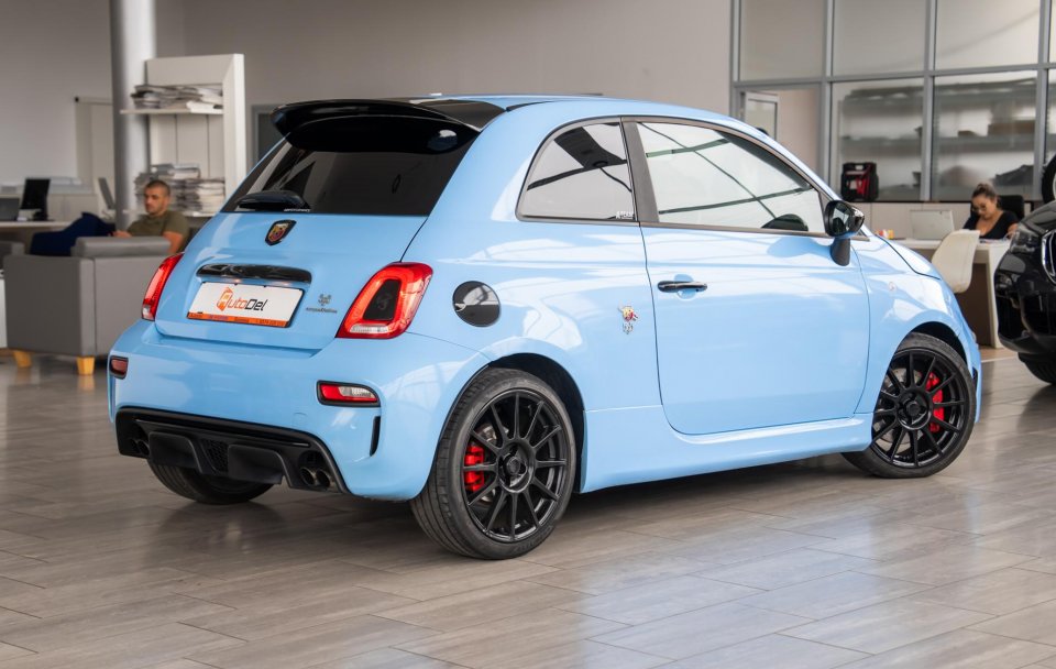 Abarth 595 Competizione 