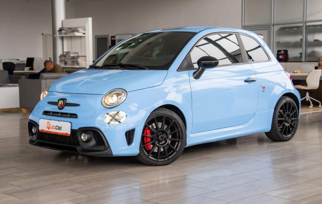 Abarth 595 Competizione 