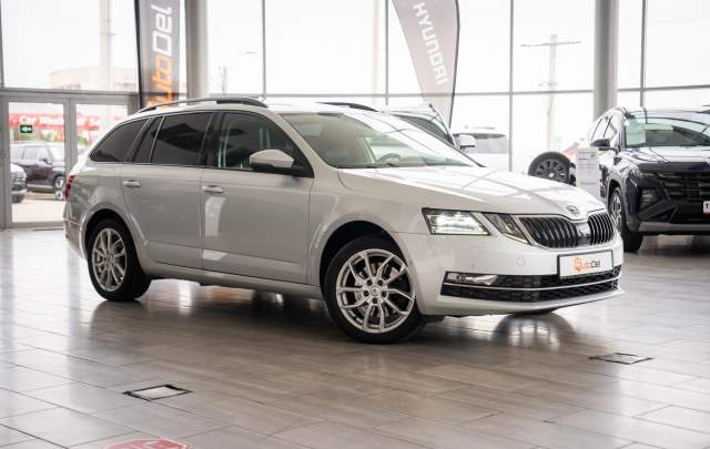 Skoda Octavia 2.0TDI 4x4 DSG Combi