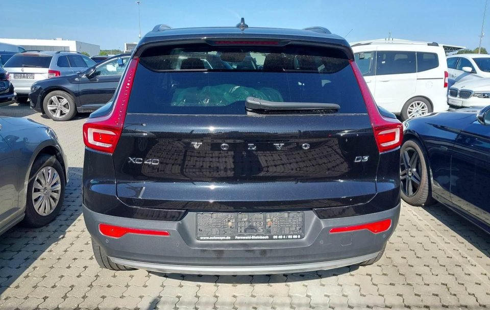 Volvo XC40 2.0 D4 Geartronic "Momentum Pro"