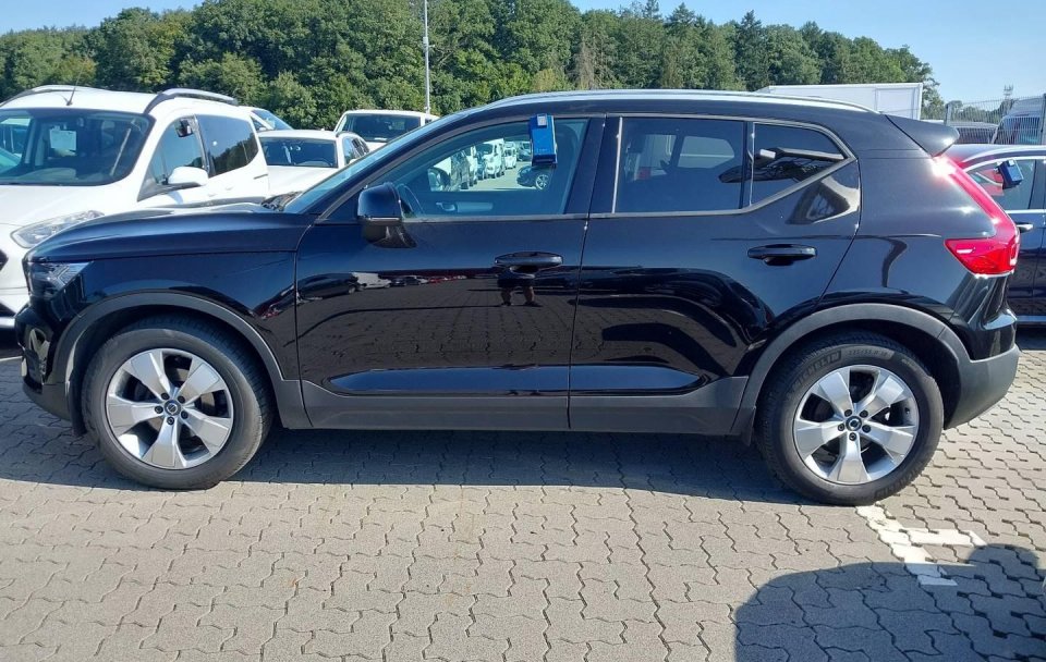 Volvo XC40 2.0 D4 Geartronic "Momentum Pro"