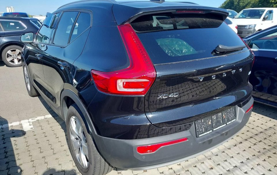 Volvo XC40 2.0 D4 Geartronic "Momentum Pro"