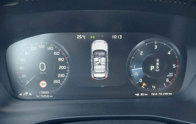 Volvo XC40 2.0 D4 Geartronic "Momentum Pro"