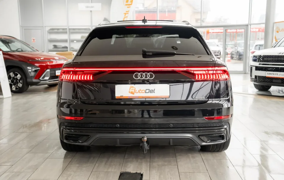 Audi Q8 60 TFSIe Quattro Tiptronic "S-Line"