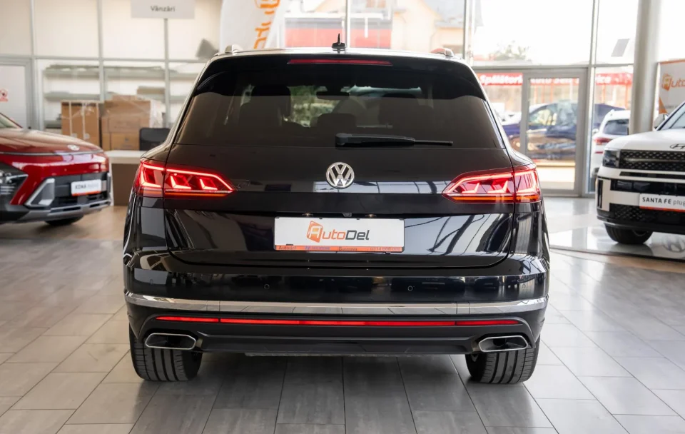 Volkswagen Touareg 3.0TDI 4Motion Tiptronic "Atmosphere"