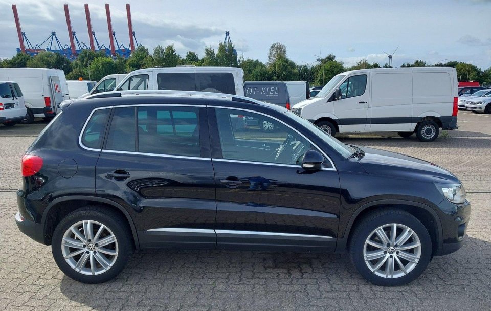 Volkswagen Tiguan 2.0TDI BMT 4Motion DSG "Sport & Style"