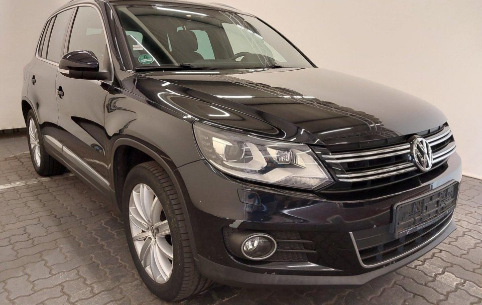 Volkswagen Tiguan 2.0TDI BMT 4Motion DSG "Sport & Style"