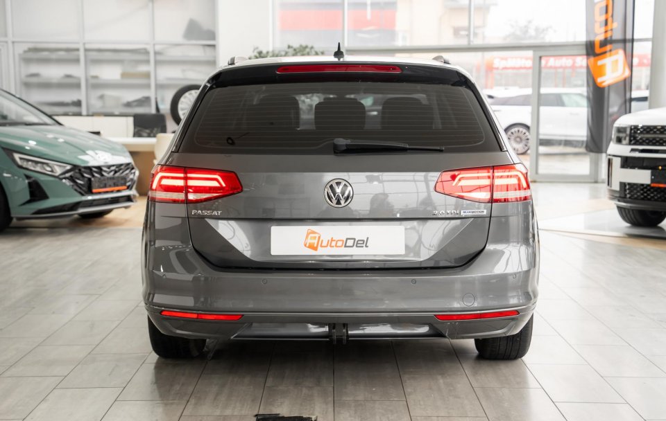 Volkswagen Passat 2.0TDI DSG Variant "Highline"