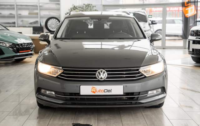 Volkswagen Passat 2.0TDI DSG Variant "Highline"