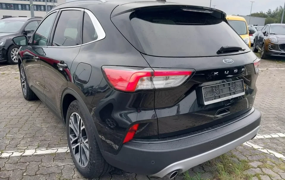 Ford Kuga 2.5 Plug-in Hybrid Automat "Titanium"