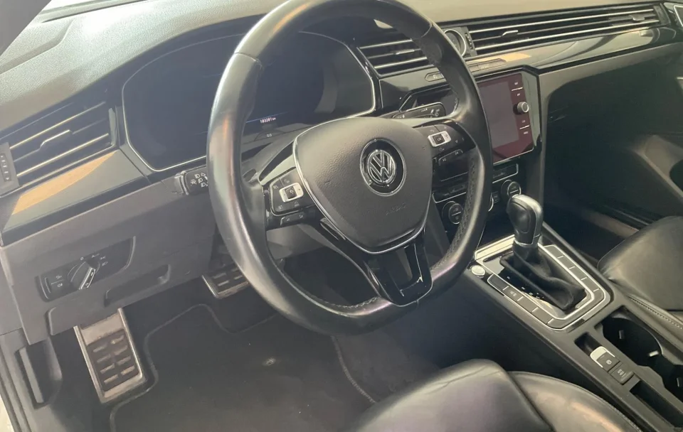 Volkswagen Arteon 2.0TDI DSG "Elegance"