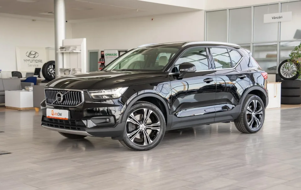 Volvo XC 40 Recharge DKG T5 1.5 Plug-in Hybrid "Inscription Expression"