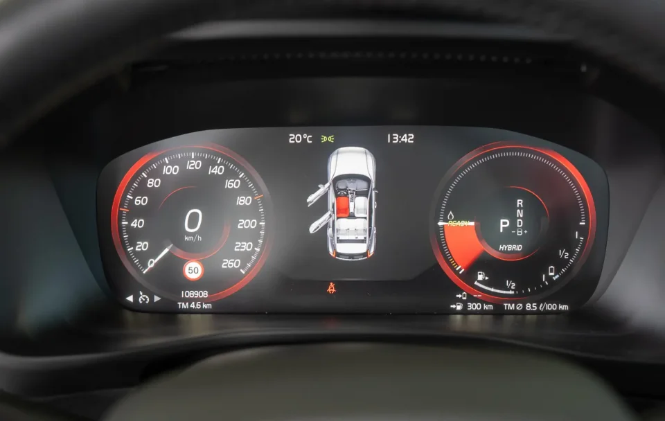 Volvo XC 40 Recharge DKG T5 1.5 Plug-in Hybrid "Inscription Expression"