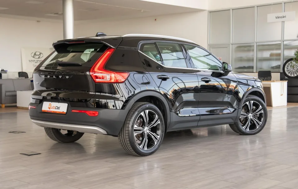 Volvo XC 40 Recharge DKG T5 1.5 Plug-in Hybrid "Inscription Expression"