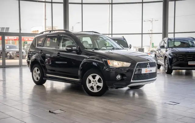 Mitsubishi Outlander 2.2DI-D 4x4 7-Locuri