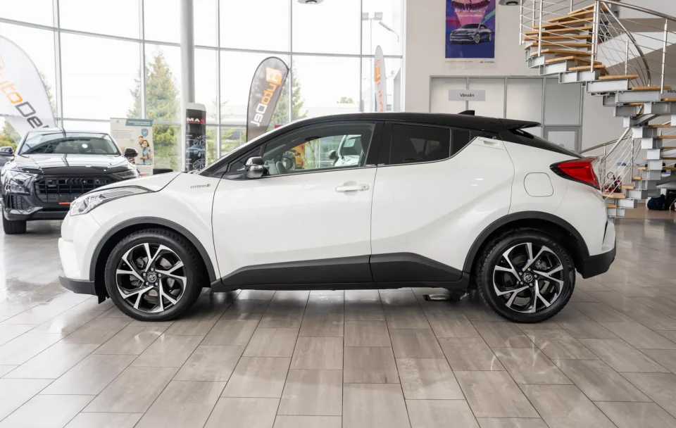 Toyota C-HR 1.8 Hybrid e-CVT