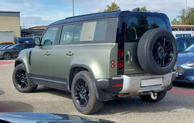 Land Rover Defender 110 SE 3.0 Drive Select