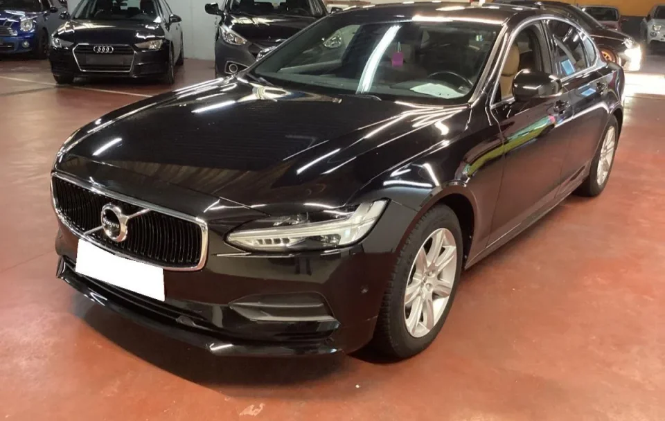 Volvo S90 2.0 D3 Automat "Momentum"