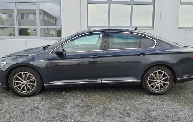 Volkswagen Passat 2.0Bi-TDI BMT 4Motion DSG "Highline"