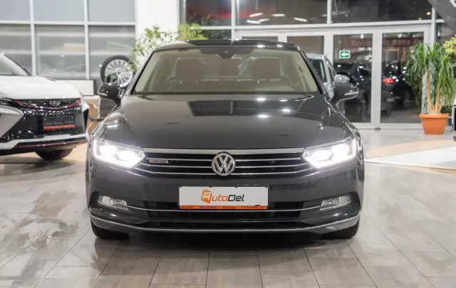 Volkswagen Passat 2.0Bi-TDI BMT 4Motion DSG "Highline"