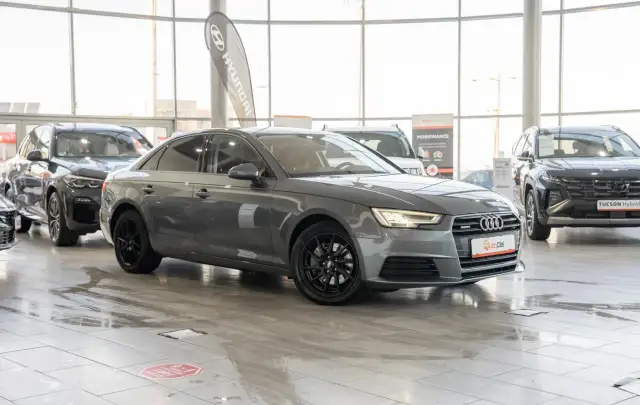 Audi A4 2.0TDI Quattro S-Tronic Limousine