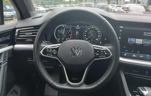 Volkswagen Touareg 3.0TSI eHybrid Tiptronic "Elegance"