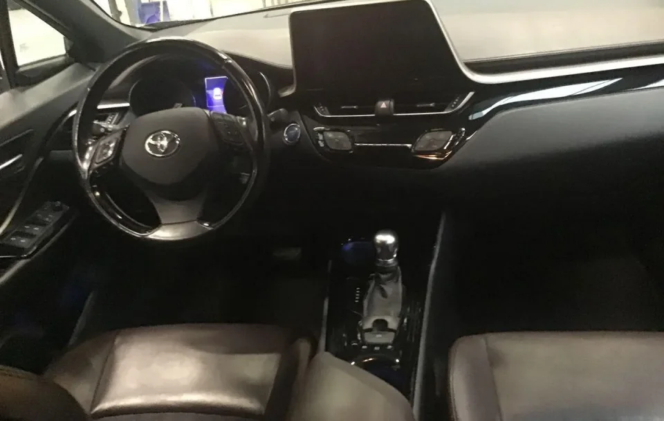 Toyota C-HR 1.8 Hybrid C-HIC