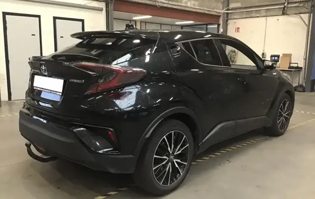 Toyota C-HR 1.8 Hybrid C-HIC