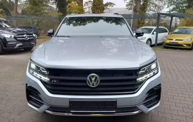 Volkswagen Touareg 3.0TDI 4Motion Tiptronic "R-Line"