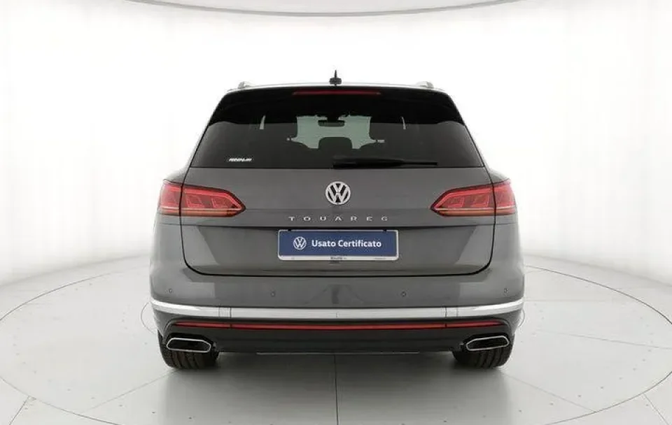 Volkswagen Touareg 3.0TDI V6 4Motion "Advanced"