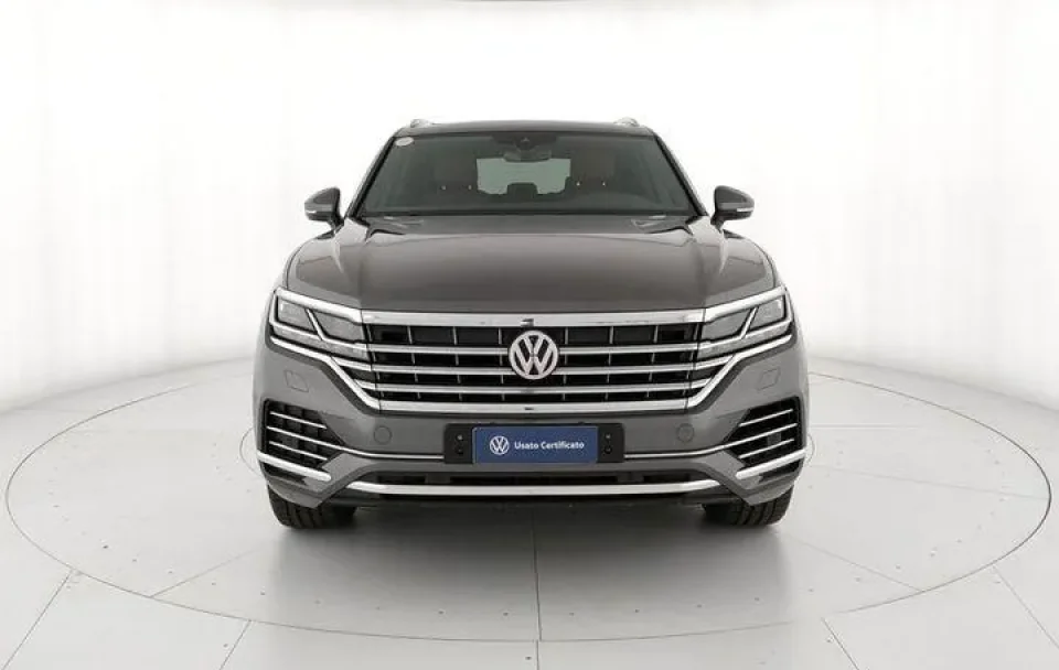 Volkswagen Touareg 3.0TDI V6 4Motion "Advanced"