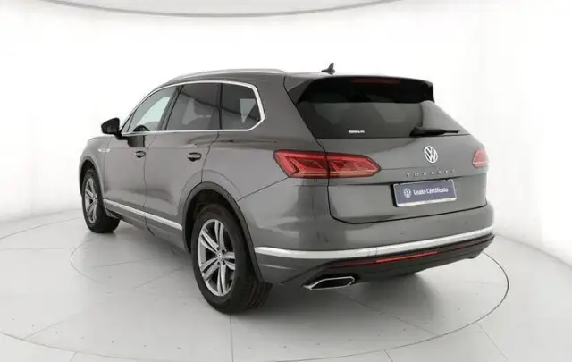 Volkswagen Touareg 3.0TDI V6 4Motion "Advanced"