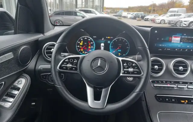 Mercedes-Benz GLC "AMG Line" 300 de 4Matic Automat