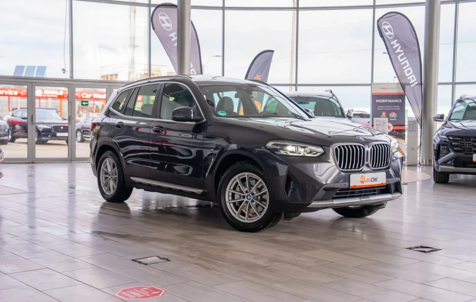 BMW X3 xDrive 30e / 2.0 Plug-in Hybrid - Facelift