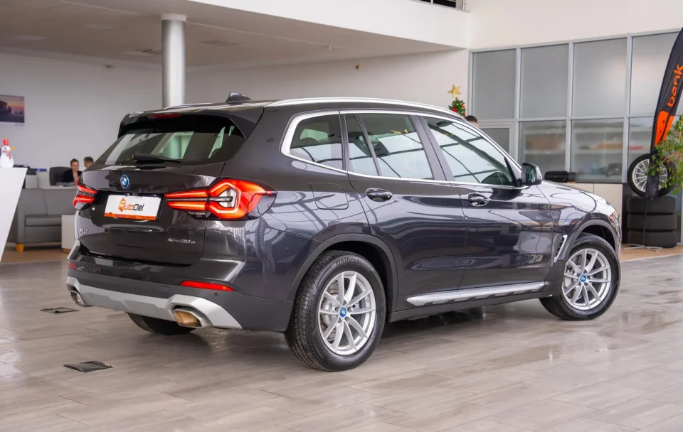 BMW X3 xDrive 30e / 2.0 Plug-in Hybrid - Facelift