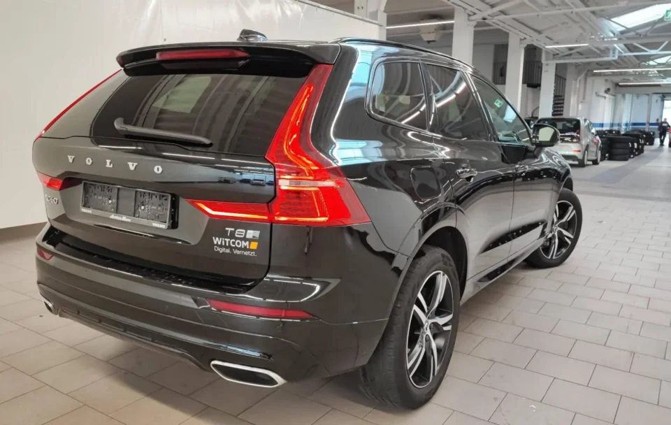 Volvo XC 60 2.0 T8 Plug-in Hybrid AWD "R-Design"