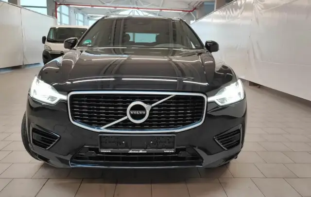 Volvo XC 60 2.0 T8 Plug-in Hybrid AWD "R-Design"