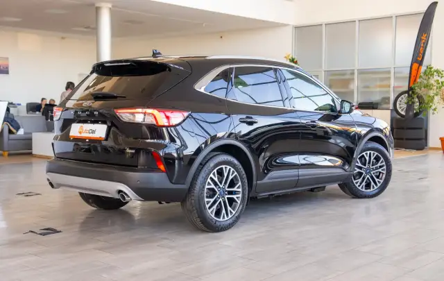 Ford Kuga 2.5 Plug-in Hybrid "Titanium"