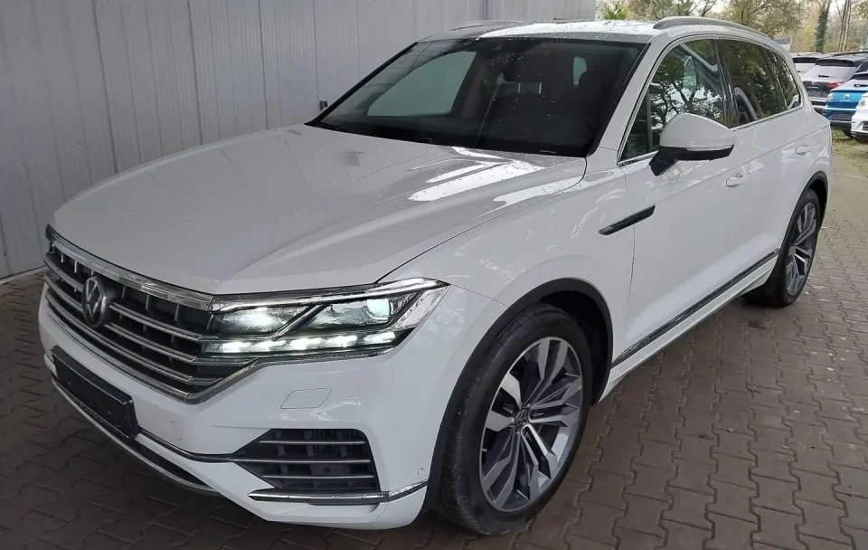 Volkswagen Touareg 3.0TSI eHybrid 4Motion "Elegance"