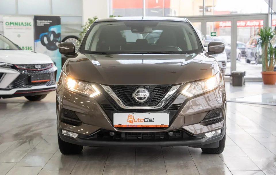 Nissan Qashqai 1.3T-GDI DCT "Acenta"