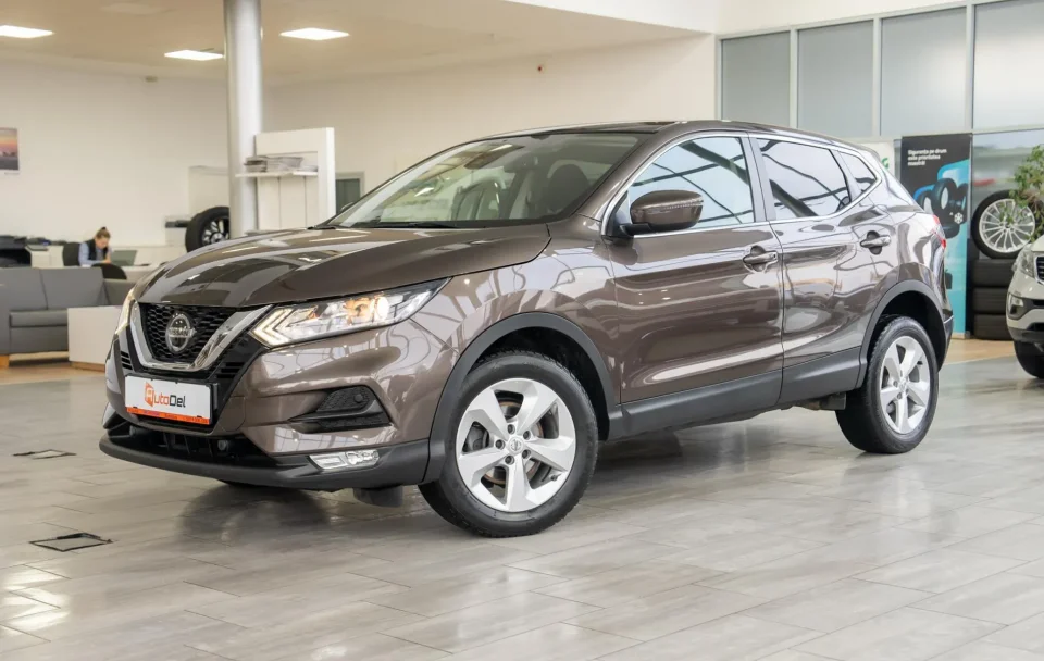 Nissan Qashqai 1.3T-GDI DCT "Acenta"