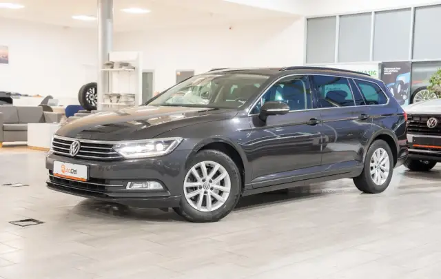 Volkswagen Passat 2.0TDI Variant DSG "Highline"