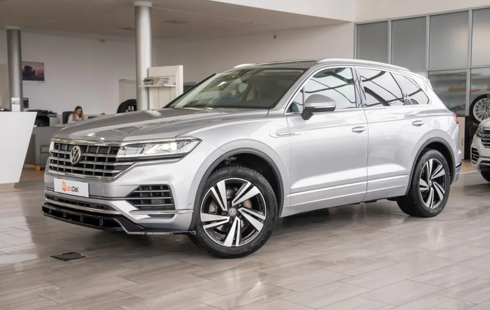 Volkswagen Touareg 3.0TDI 4Motion Tiptronic "Elegance"