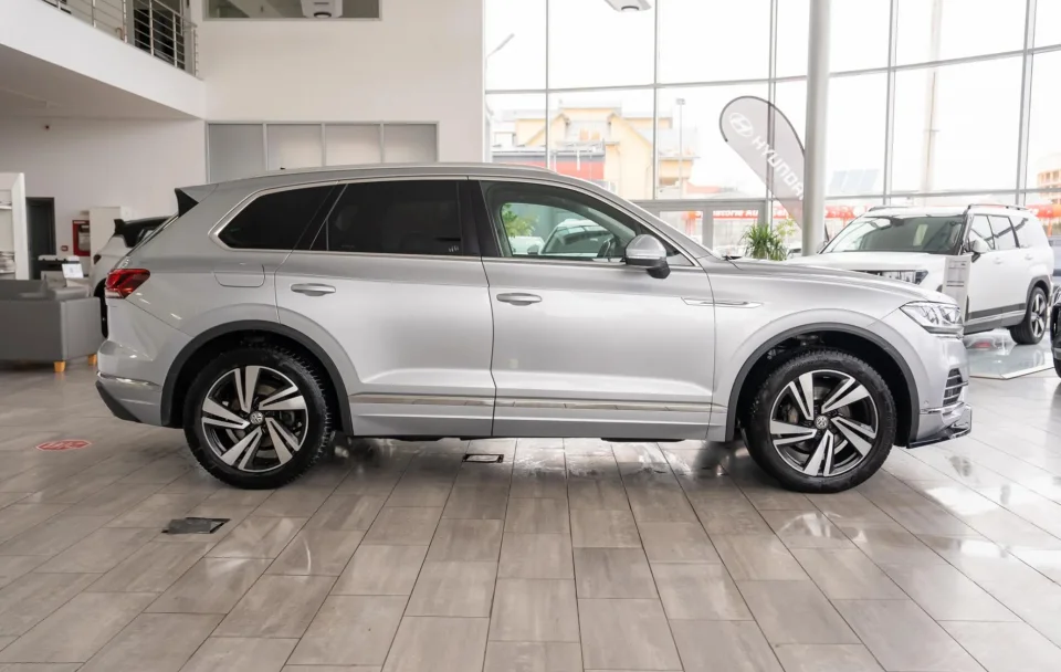 Volkswagen Touareg 3.0TDI 4Motion Tiptronic "Elegance"