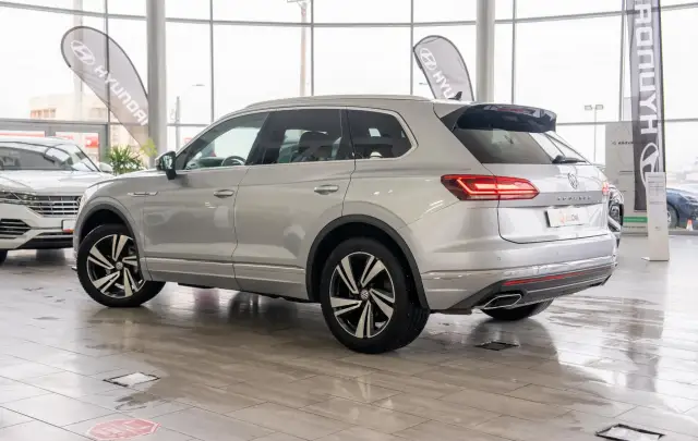 Volkswagen Touareg 3.0TDI 4Motion Tiptronic "Elegance"