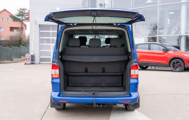 Volkswagen Multivan T5 2.5TDI - 7 Locuri -