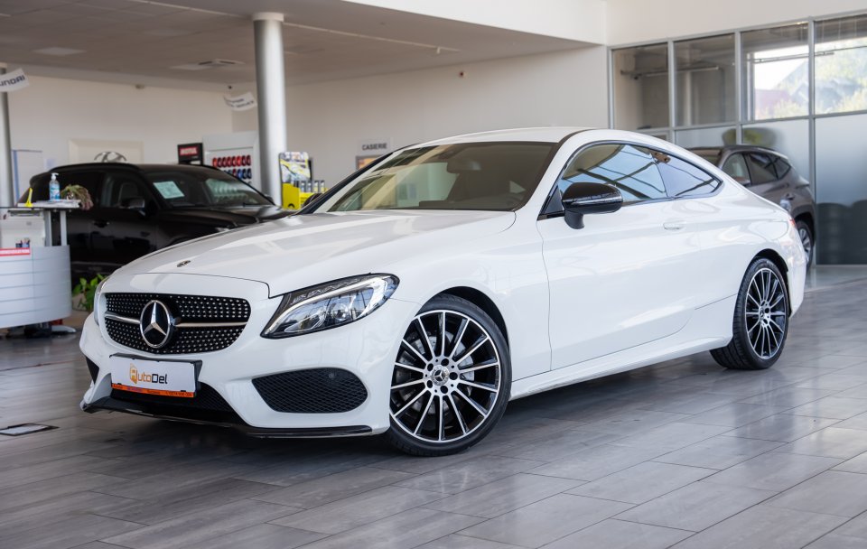 Mercedes-Benz C-Class coupe