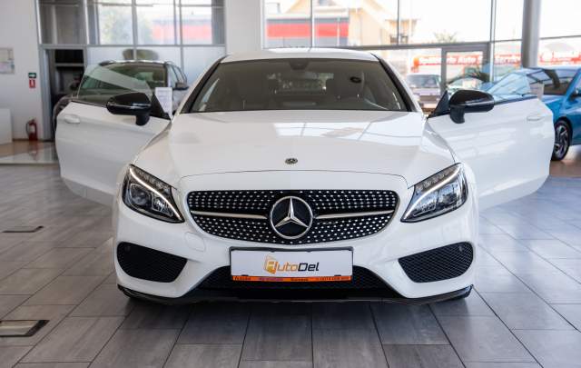 Mercedes-Benz C-Class coupe